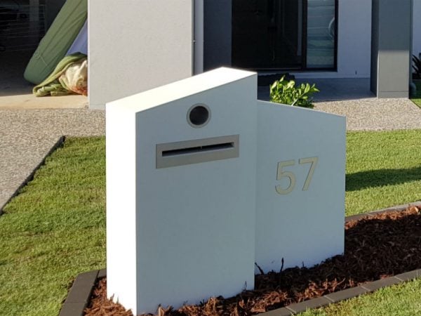 E35 Double Column Mailbox - RHS